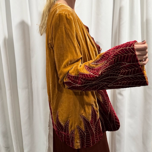 Chasing unicorns longline Aquarius silk velvet jacket in gold and red. - Picture 2 of 14